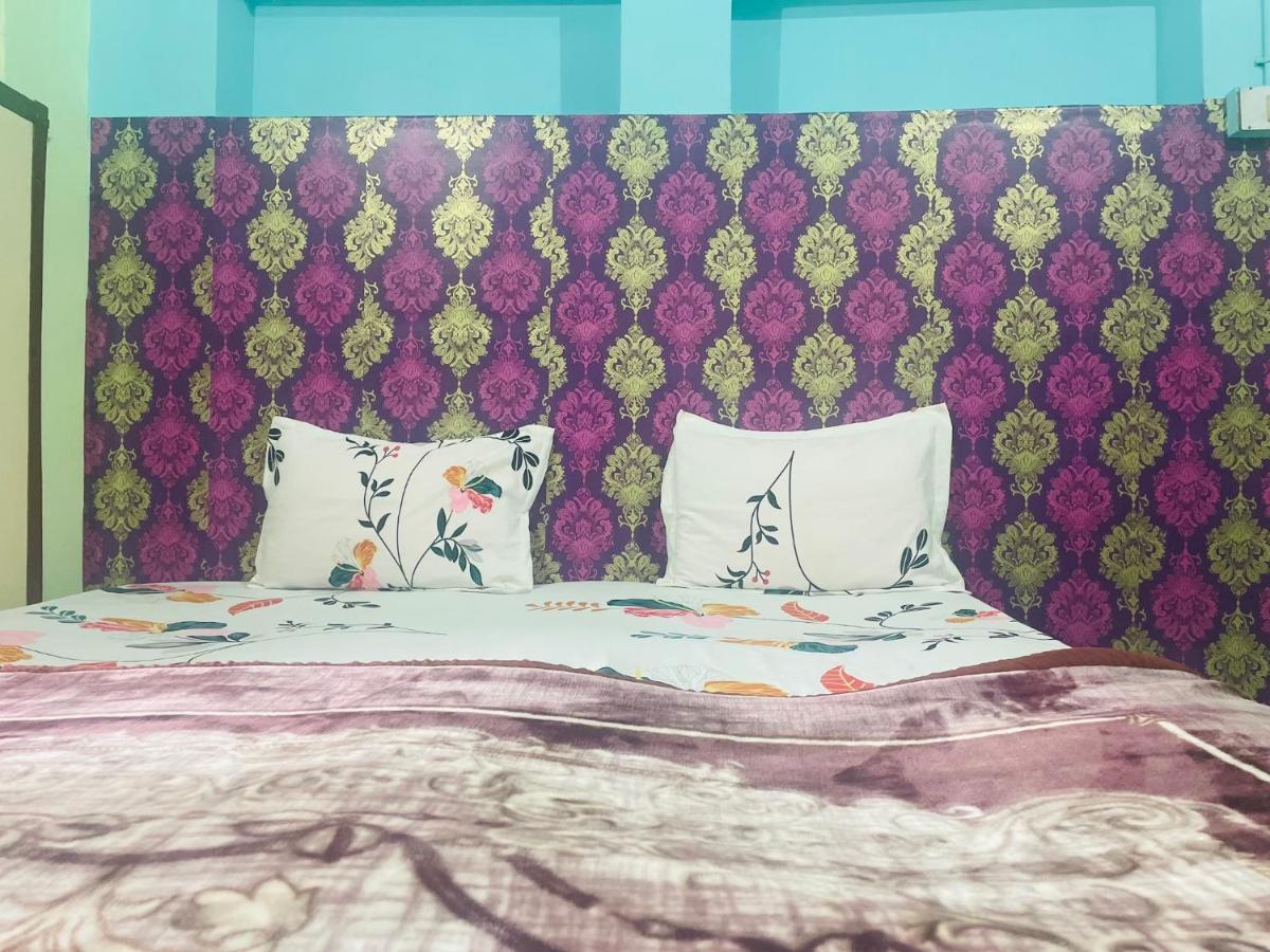 Indra Paying Guest House Waranasi Zewnętrze zdjęcie